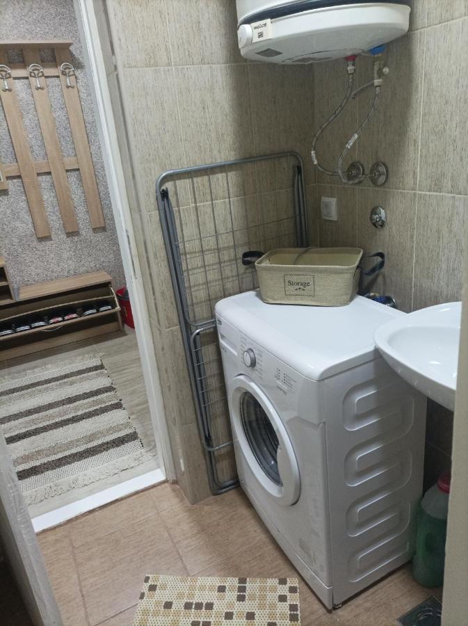 Apartmani Marija Zemun Zemun Polje Kültér fotó